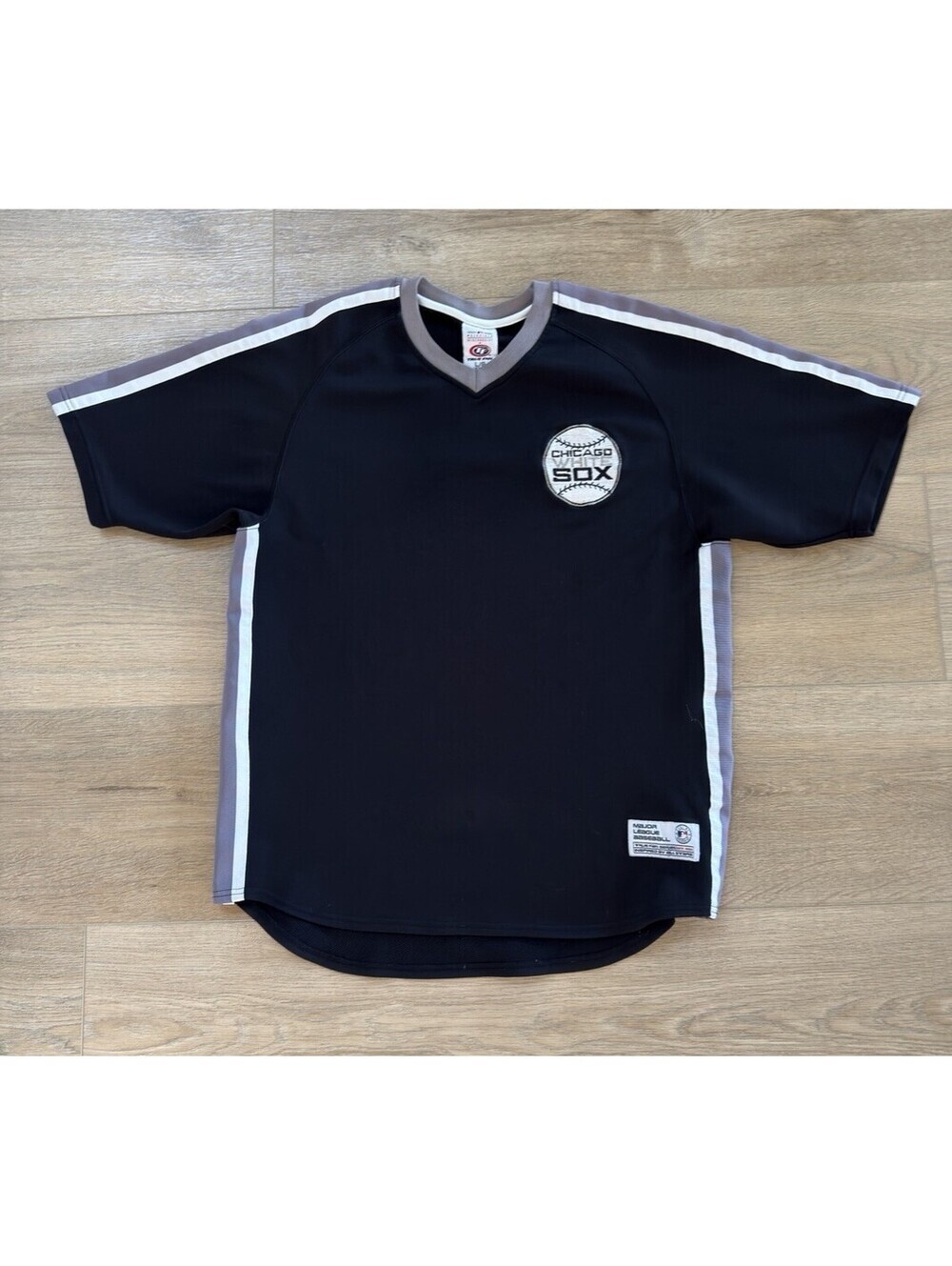 Chicago White Sox True Fan MLB Jersey Shirt Menβs Large Black V-Neck Baseball